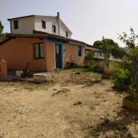 Διαμέρισμα Charming In With Mountain View, 50 Sqm Arbus